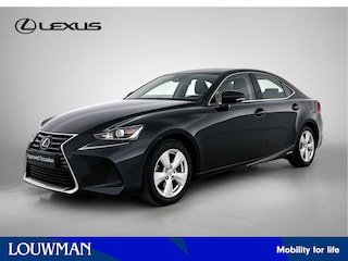 Lexus IS 300h Hybrid Business Line | Safety-Pack | Cruise Control Adaptive | Navigatie | Stoelverwarming | Parkeersensoren achter | Achteruitrijcamera | 16" Velgen
