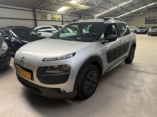 Citroën C4 Cactus 1.2 PureTech Business airco, Navigatie, Trekhaak Auto gebruikt olie !