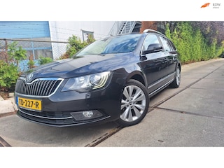 Skoda Superb Combi 2.0 TDI Ambition Business