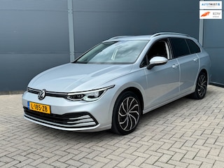 Volkswagen Golf Variant 1.0 eTSI Life / Automaat / Digi Cockpit / Led / Carplay