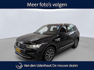 Volkswagen Tiguan 1.5 TSI 130pk Life Business / Navigatie / Stoelverwarming / Camera