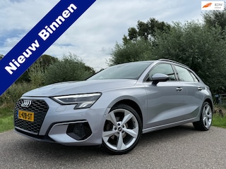 Audi A3 Sportback 30 TFSI Advanced edition Automaat / Apple CarPlay-Android Auto / 18" Velgen / Key-Less / Clima / PDC / Cruise /