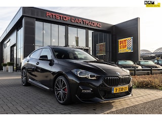 BMW 220i, M-Sport, Panoramadak, Stoel&Stuur Verwarmd, Dealer Onderhouden,