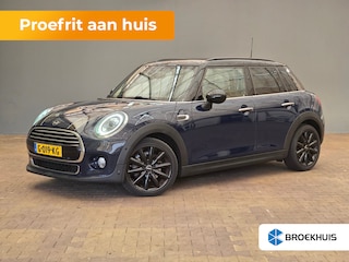 Mini Cooper 5-Deurs 1.5 Chili Luxe Lederen Bekleding | 17" Lichtmetaal | Camera | Parkeersensoren Rondom | LED | Climate | Achteruitrijcamera | Afwijkende dakkleur | Airco (automatisch)