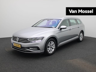 Volkswagen Passat Variant 1.5 TSI Business 150 PK Origineel Nederlands | 1e Eigenaar | Dealeronderhouden | Achteruitrijcamera | Parkeersensoren | Elektrische achterklep | Digitale cockpit |