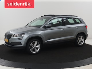 Skoda Karoq 1.5 TSI ACT Ambition Business | Panoramadak | Park assist | Climate control | Carplay | DAB | 17'' | Cruise control | Navigatie |