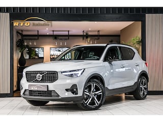 Volvo XC40 2.0 B3 Plus Dark