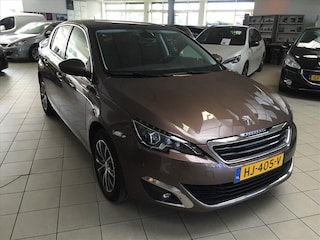 Peugeot 308 1.2 PureTech 130pk Aut. Blu Premium