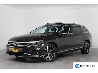 Volkswagen Passat Variant 1.4 TSI PHEV Automaat GTE Business | Cruise Controle Adaptief | Elektrisch Panoramadak | Camera | Stoelverwarming Voor & Achter | Navigatie | Climate Control |