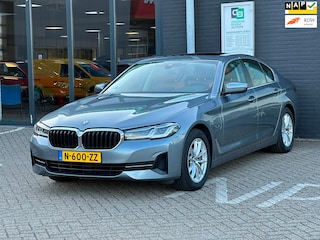 BMW 520e Business Edition Plus/1STE EG/NAVI/CAMERA/NL AUTO-NAP!!