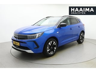 Opel Grandland 1.2 Turbo Business Elegance | Climate Control | Navigatie | LED verlichting | Afneembare trekhaak | Elektrische achterklep | Camera achter |