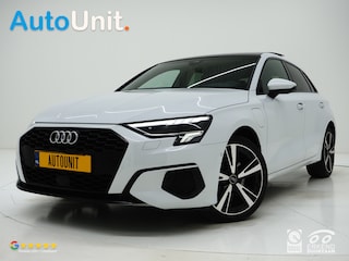 Audi A3 Sportback 40 TFSI e Full Black 204PK | Lederen Sportstoelen | Panoramadak | Camera | Keyless | Sfeerlicht | Carplay