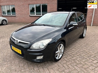 Hyundai i30 1.6i i-Catcher // CarPlay // Airco // Nw APK