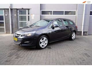 Opel Astra Sports Tourer 1.4 Turbo Sport