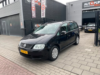 Volkswagen Touran 1.6-16V FSI Business 2e Eigenaar! Trekhaak Airco NAP APK