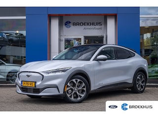 Ford Mustang Mach-E RWD 75 kWh | Panoramadak | LEDER | Apple Carplay | L.M. Velgen | Trekhaak | Achteruitrijcamera | Airco (automatisch) | Apple Carplay/Android Auto|telefoonintegratie premium