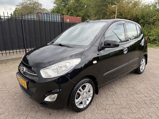 Hyundai i10 1.2 Plus 5 Drs Airco/StrBkr/Elektr Ramen