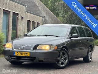 Volvo V70 2.4 Kinetic/APK/TREKHAAK/PDC/LMV/KOOPJE