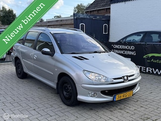 Peugeot 206 SW 2.0 HDi Quiksilver zeer nette auto | apk