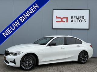 BMW 330e eDrive Edition Carplay/18inch.