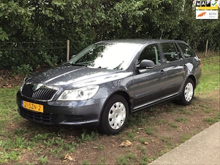 Skoda Octavia Combi 1.4 Comfort met trekhaak, airco en NAP