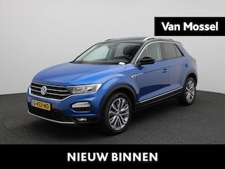 Volkswagen T-Roc 1.0 TSI Style | PANORAMADAK | DIGITAAL DASHBOARD | PARKEERSENSOREN | NAVIGATIE | STOELVERWARMING | CLIMATE CONTROL | APPLE CARPLAY / ANDROID AUTO |