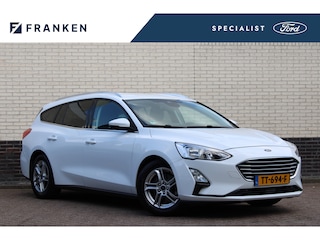 Ford Focus Wagon 1.0 EcoBoost Trend Edition Business | Adaptieve cruise | Trekhaak | Parkeersensoren voor + achter | Navigatie