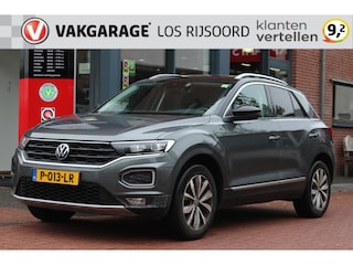Volkswagen T-Roc 1.5 TSI Aut.*Sport* | Trekhaak | Carplay | Stoelverwarming | Adaptieve Cruise & Climate Control | Camera | PDC | Privacy | Navigatie | Bluetooth |