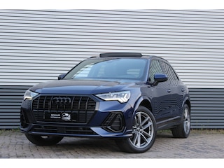 Audi Q3 45 TFSI e 3x S-Line | Panoramadak| 360 Camera | Sonos | Sfeerverlichting |Black optik | Dode hoek | Stoelverwarming | Lane