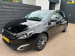 Peugeot 308 1.2 PureTech Allure, Automaat, Glazen dak, Navi, camera