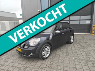 Mini Countryman 1.6 Cooper Salt,Automaat,Navi,Parkeer sensoren,Panoramadak,Cruise control,Afneembare trekhaak