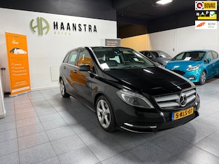 Mercedes-Benz B-klasse 180 Ambition Navigatie Ecc Dealer Auto! NAP BOVAG!