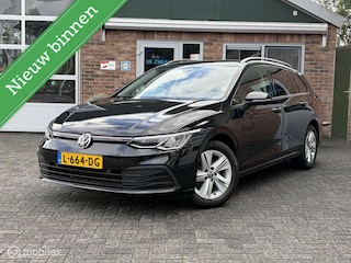 Volkswagen Golf Variant 1.0 TSI Life|Carplay|Parkeersensoren V/A/Navigatie.