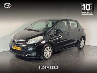 Toyota Yaris 1.3 VVT-i Aspiration | CarPlay | Airco | Parkeersensoren achter |