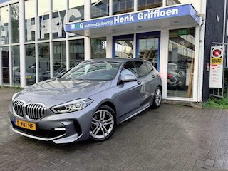 BMW 118i Business Edition M Sport I Carplay I Hifi I Climate contr.