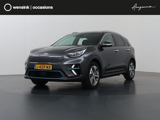 Kia Niro e-Niro ExecutiveLine 64 kWh | SOH 97% | Schuif/Kanteldak | Ele.verstelbare stoelen + geheugen | Stoelverwarming voor + achter | Navigatie | Camera | DAB | Stoelverwarming/koeling | Stuurverwarming | Adaptieve Cruise Control |