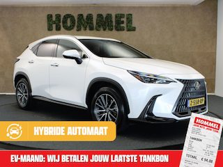 Lexus NX 350h AWD Luxury Line - ALARM KLASSE 3 - PARKEER SENSOREN VOOR EN ACHTER - DODEHOEK DETECTIE - KEYLESS ENRTY & START - STOEL EN STUUR VERWARMING - NAVIGATIE - APPLE CARPLAY/ANDROID AUTO