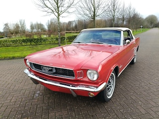 Ford Mustang CONVERTIBLE 200 Convertible T Code!