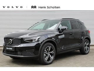 Volvo XC40 B4 Plus Dark | Trekhaak | Verwarmbare voorstoelen en voorruit | Premium audio by Harman Kardon | Apple carplay/Android auto | Adaptieve cruise control