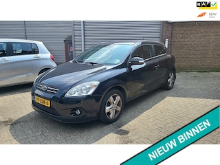 Kia ProCeed Pro_cee'd 1.4 CVVT X-ecutive 90pk Clima Cruise Leder Navi