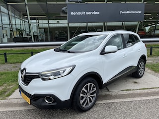 Renault Kadjar 1.2 TCe Limited / Distributieketting V.V. bij 153.000km / Trekhaak / Dealer onderhouden / Parkeerhulp V+A / Climate / LMV /