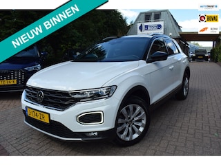 Volkswagen T-Roc 1.5 TSI Sport AUTOM/ADAP CRUISE/AIRCO-ECC/NAVI/CARPLAY/XENON/NL-AUTO/BLUETOOTH/PDC A+V/LMW 17 INCH/USB
