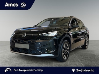 Volkswagen T-Roc 1.5 eTsi Life First Edition 116PK | Trekhaak | Side assist | Stuurverwarming