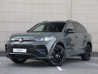 Volkswagen Tiguan R-Line Edition 1.5 eHybrid 204 PK | Trekhaak | 20" inch velgen | Panoramadak | Massagestoelen | Headup display |