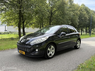 Peugeot 207 1.6 VTi Allure*PANORAMADAK*CRUISE*PARKEERSENSOR