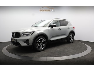 Volvo XC40 2.0 B3 Plus Dark Dealer onderh. / 1ste eigenaar / Camera / Vapour / Trekhaak / Adap. cruise / Harman-Kardon / memory / Privacy glass