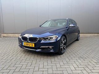 BMW 3-serie Touring 320i High Executive Luxury Line
