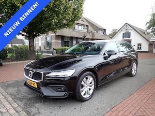 Volvo V60 2.0 B3 Momentun ACC / CARPLAY / CAMERA / STOEL + STUUR VERWARMING / KEYLESS