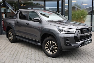 Toyota Hilux 2.8 D-4D DUBBEL CABIN GR SPORT A/T 2 ZITS 4WD VAN