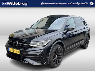 Volkswagen Tiguan 1.5 TSI R-Line Business+ 7p. / AUTOMAAT/ PANO/ TREKHAAK/ APP-CONNECT/ ACC/ PARK.SENSOR. + CAMERA/ STOELVERWARM./ HARMAN&KARDON/ ELEK.ACHTERKLEP/ HEAD-UP/ KEYLESS/ NAVI/ DAB/ CLIMA/ LED